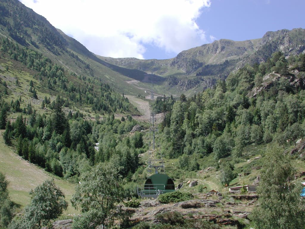 Simonjoan - Campirme al fons des de les pistes d'esquí de Pleta del Prat de Tavascan
