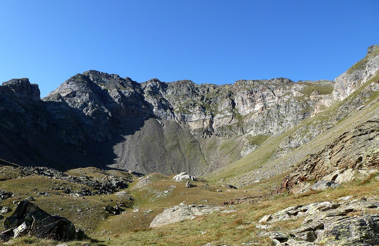 Pasdeguia - This is a a photo of a natural area in Spain with id: