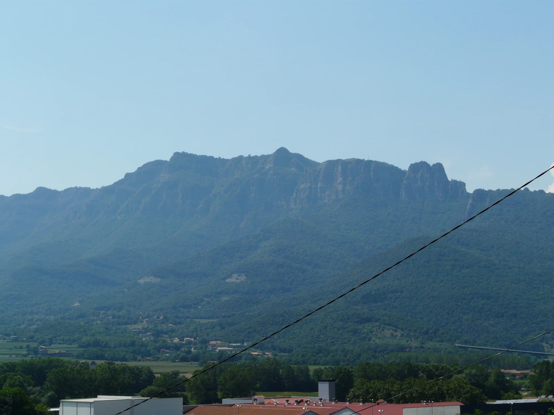 pere prlpz - El Puigsacalm vist des de Sant Esteve d'en Bas.